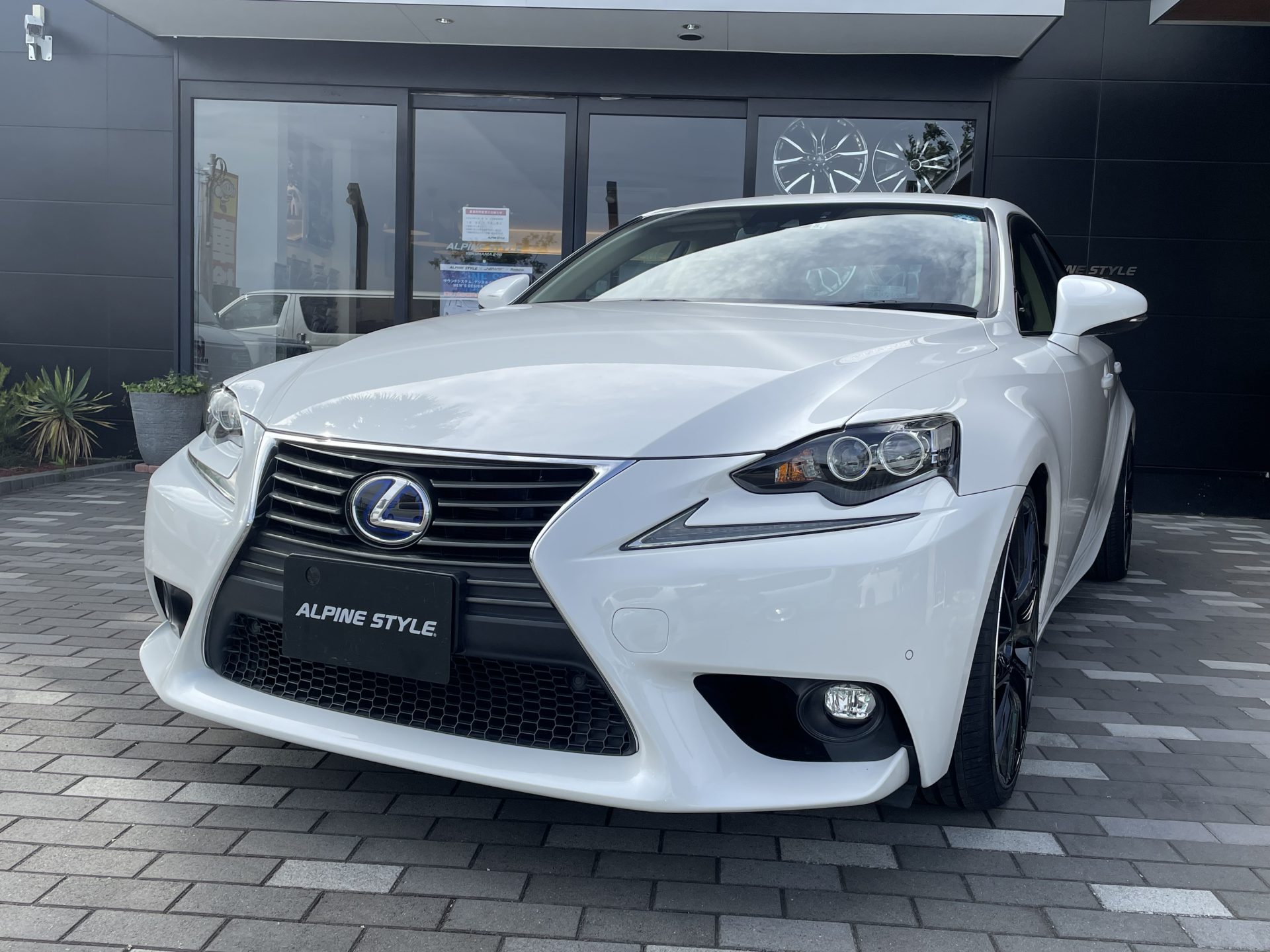 LEXUS IS 300hバージョンL