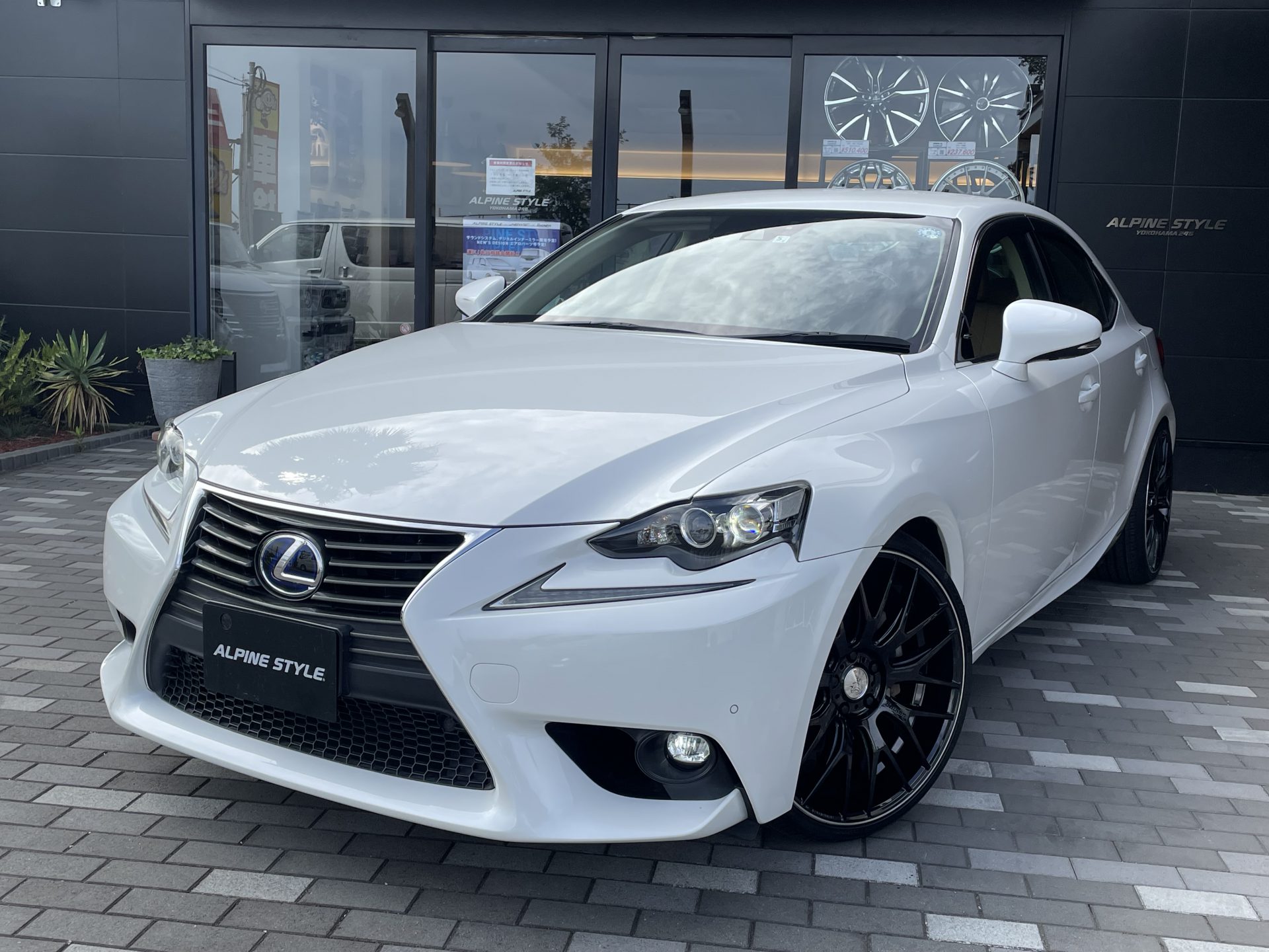 LEXUS IS 300hバージョンL