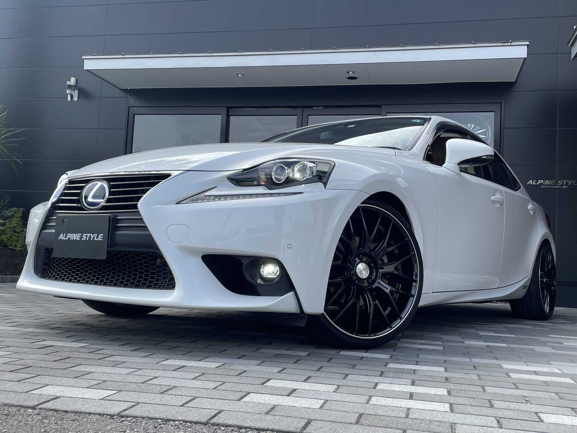 LEXUS IS 300hバージョンL