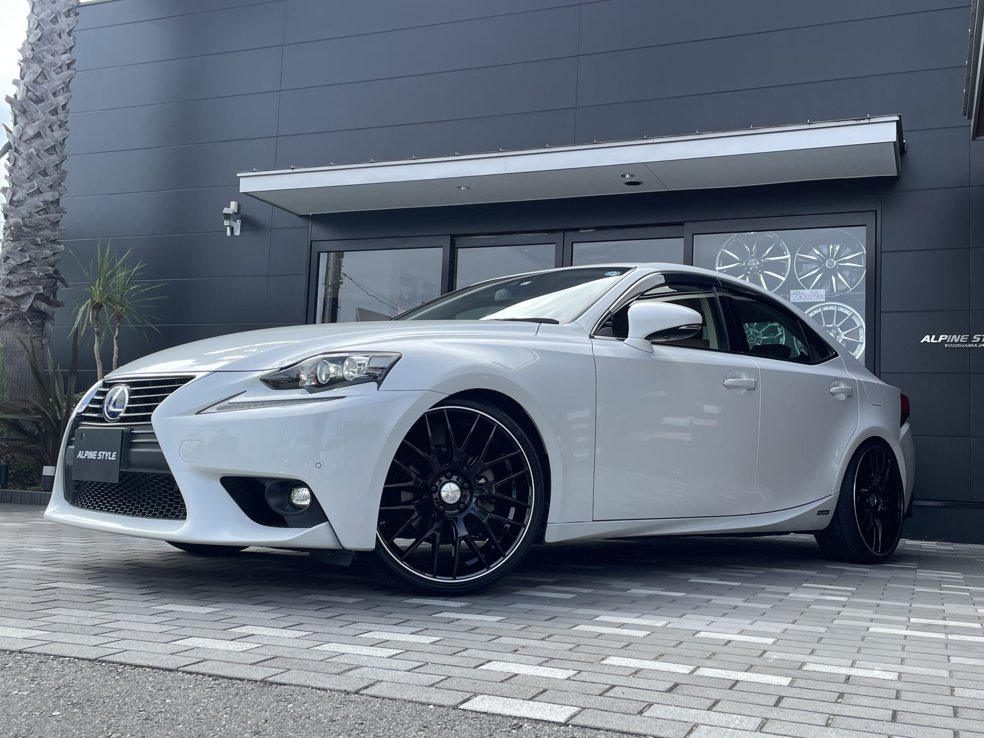 LEXUS IS 300hバージョンL